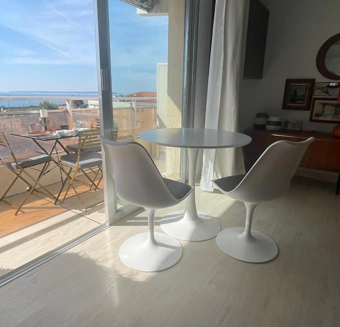 Apartment Studio Vue Mer - Terrasse - Parking - Plage Juan-les-Pins